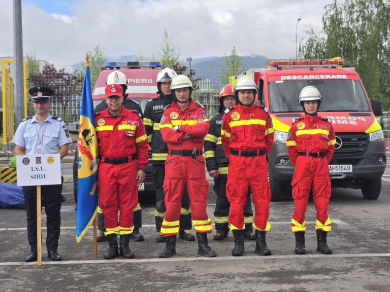 Pompierii sibieni au urcat pe podium la etapa zonală a Competiției de Descarcerare și Acordare a Primului Ajutor Calificat