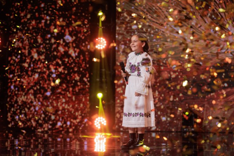 VIDEO: Sibianca Sara Hanț e în FINALA „Românii au talent”. A impresionat juriul și o țară întreagă