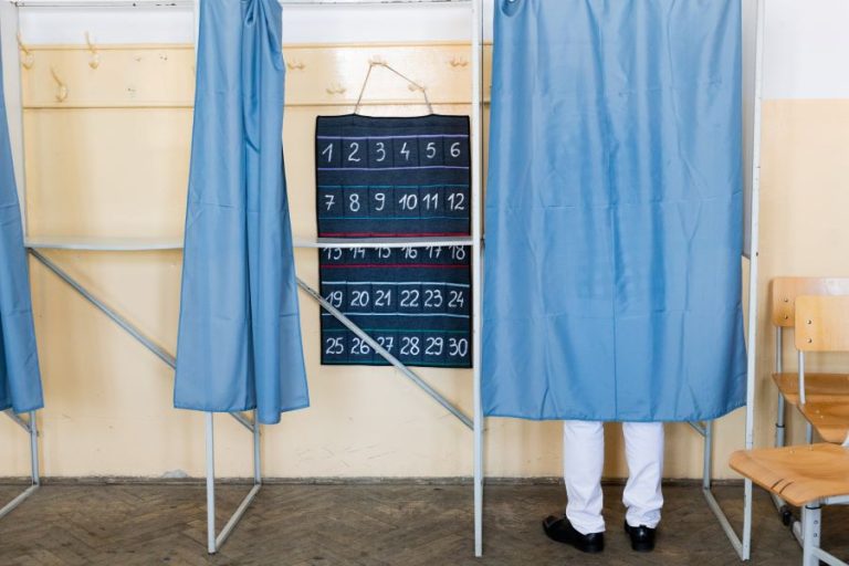 Politicienii sibieni, între agonie și extaz. De la lamentații patetice, la oportunisme ieftine