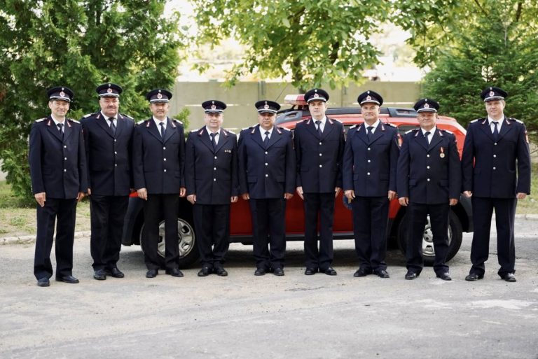 FOTO: „Odată pompier ești mereu pompier”. 9 pompieri ai ISU Sibiu s-au pensionat