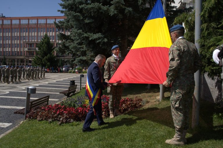 FOTO/VIDEO: Momente emoționante la Mediaș, de Ziua Drapelului Național