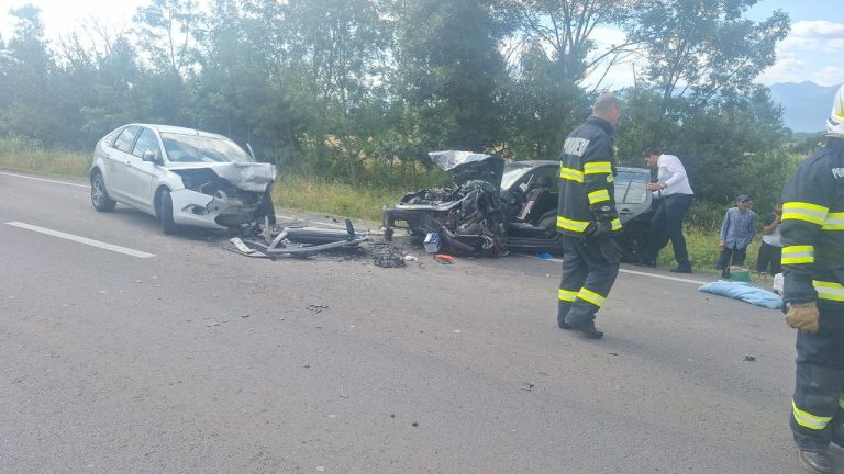 FOTO: Accident mortal pe DN 1 Făgăraș-Sibiu. Intervine și elicopterul SMURD