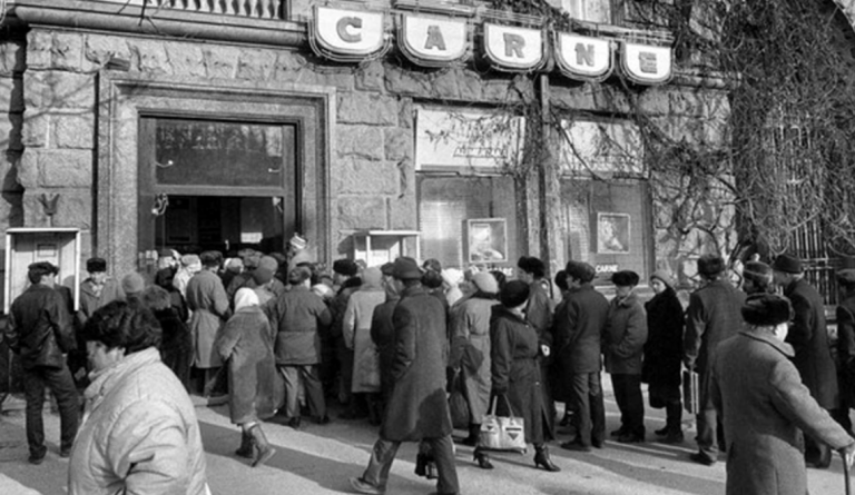 „Erau toate mortăciunile în mâncare în perioada comunistă”. Verdict dur despre „epoca de aur”