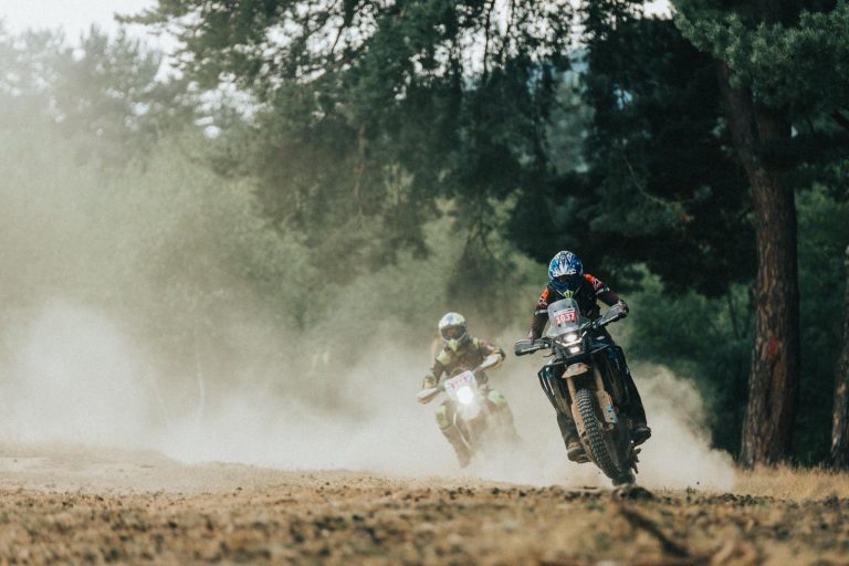 FOTO: Mani Lettenbichler, al 6-lea titlu de rege al Carpaților la Red Bull Romaniacs 2025