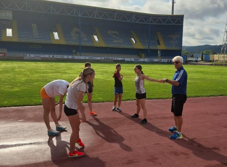 FOTO: Povestea de viață fabuloasă a antrenorului medieșean Vasile Herman. Crescut la casa de copii, a format zeci de campioni
