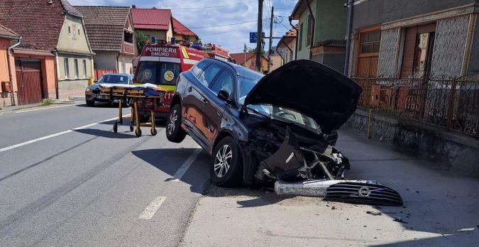 Ultima oră! Accident Șeica Mare. A intrat într-un cap de pod