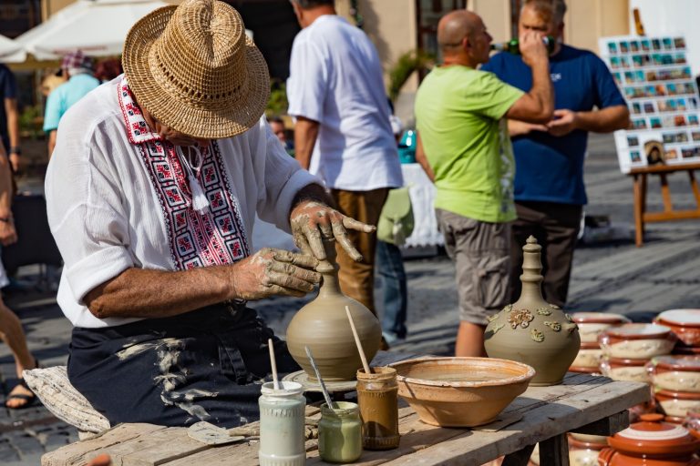 Târgul Olarilor din Sibiu – sărbătoarea meșteșugului și tradiției românești