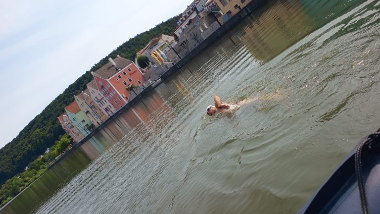 Performanță fabuloasă: Avram Iancu a traversat Europa înot pe ruta navigabilă Rin–Main–Dunăre