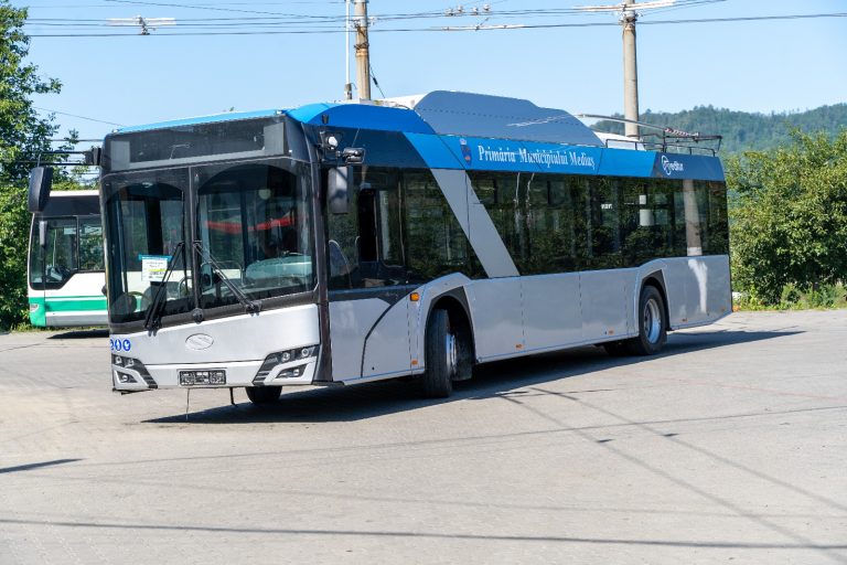 FOTO/VIDEO: 5 troleibuze noi au ajuns la Mediaș. Când vor intra pe trasee