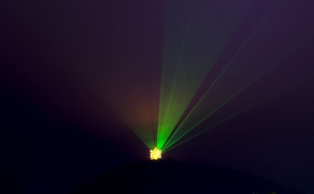 VIDEO. Un copil de 5 ani a pus în dificultate aterizarea unui elicopter pe Aeroportul sibian