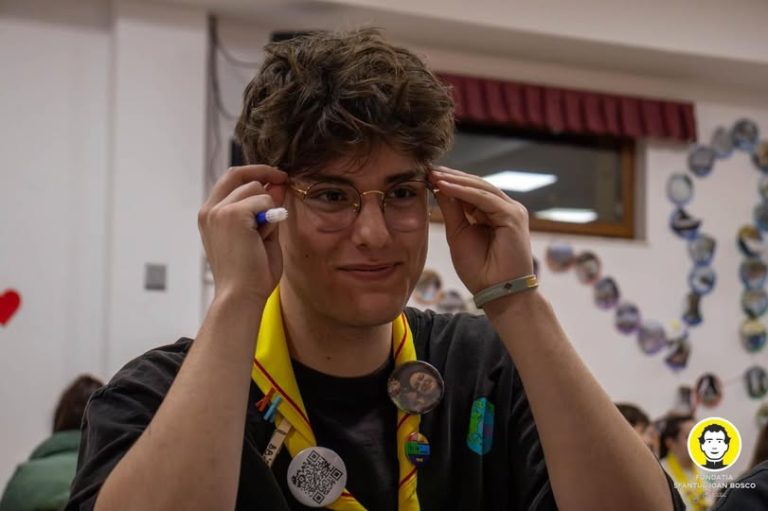 Împreună pentru Matei – un adolescent curajos care vrea să se ridice din nou în picioare