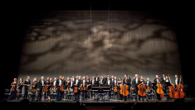 O nouă ediție a Festivalului Enescu debutează marți, la Sibiu, cu Simfonia Varșovia Orkestra