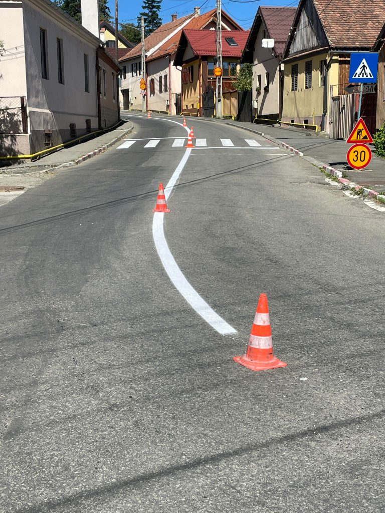 Lucrări de plombare pe un drum județean din Sibiu. Ce alte intervenții sunt programate