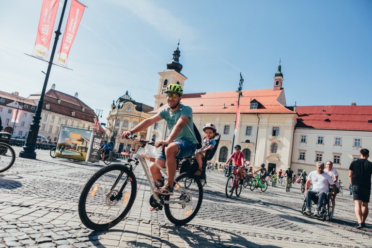 Săptămâna Europeană a Mobilității la Sibiu. Mașinile, înlocuite cu activități de timp liber în centrul orașului