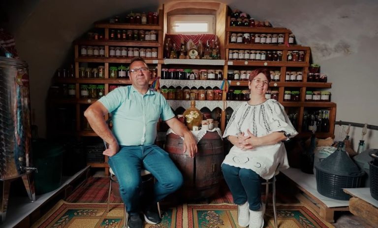 „Portret gastronomic local” ajunge în Mărginimea Sibiului: „Cămara Chivuței” și plăcinta miresei