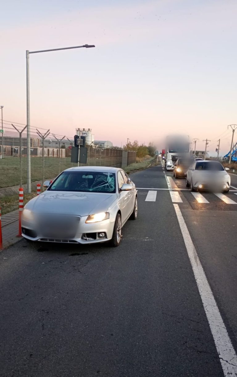 ULTIMA ORĂ/FOTO: Sibian lovit pe o trecere de pieton. A fost transportat de urgență la spital