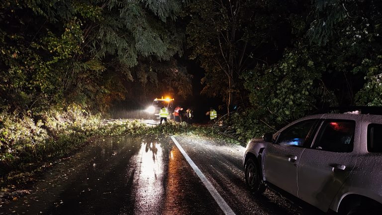 ULTIMA ORĂ/FOTO: Circulația spre Păltiniș a fost închisă/UPDATE: Traficul a fost redeschis