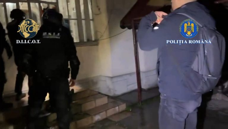 VIDEO/ULTIMA ORĂ: Percheziții în Sibiu, Olt și Dolj. Ce „șmecherii” făceau unii medici