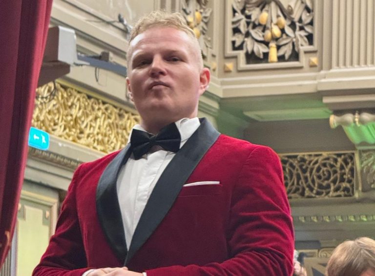 Tenorul ŞTEFAN von KORCH concertează la Sibiu