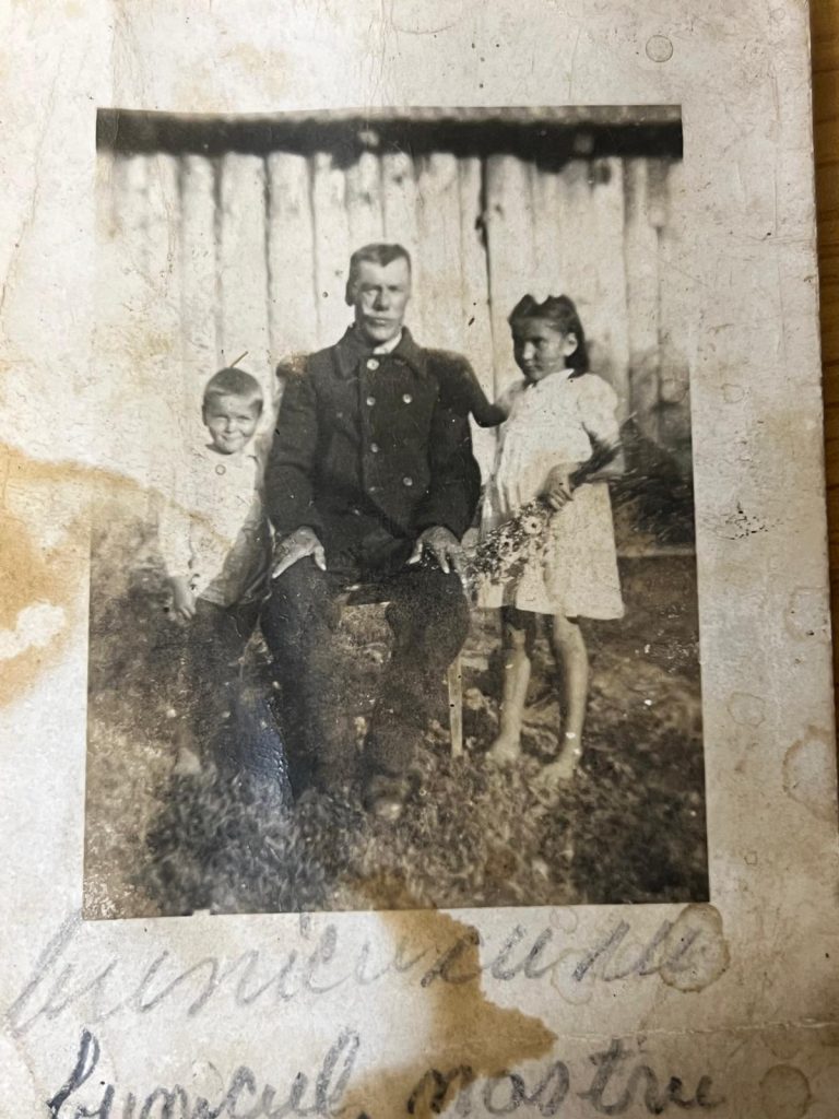 Povești din „Țara Făgăduinței”. Cum putem afla dacă moșii noștri au fost prin America