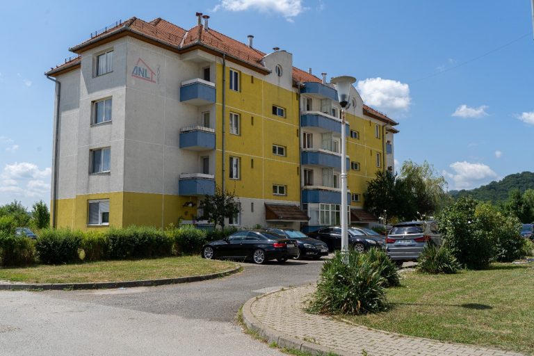 Se depun dosarele pentru repartizarea locuințelor ANL la Mediaș