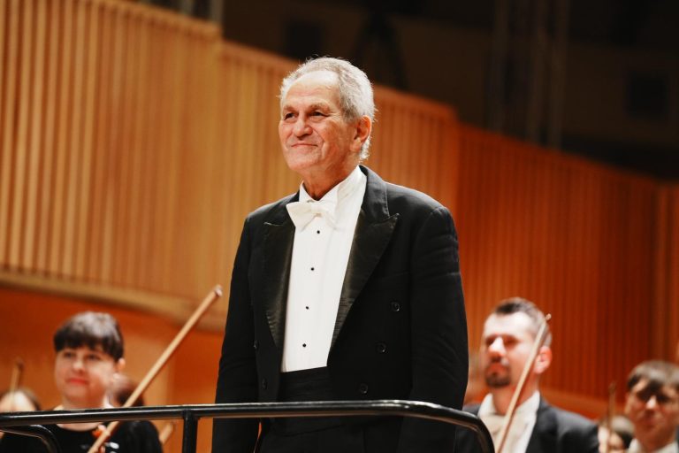 Maestrului Cristian Mandeal. Premieră locală de Ziua Națională