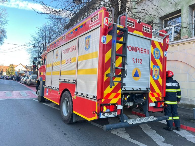 FOTO/VIDEO: Colegiul Național „Octavian Goga” Sibiu a fost EVACUAT