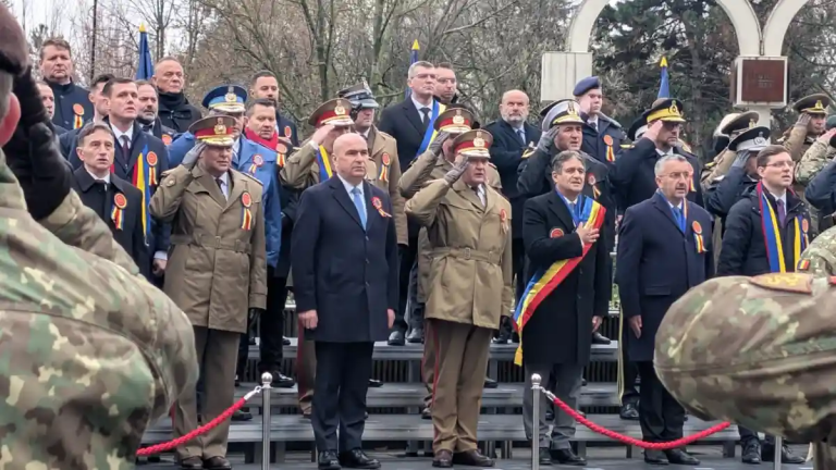 VIDEO: Premierul Ilie Bolojan, huiduit copios la Alba Iulia