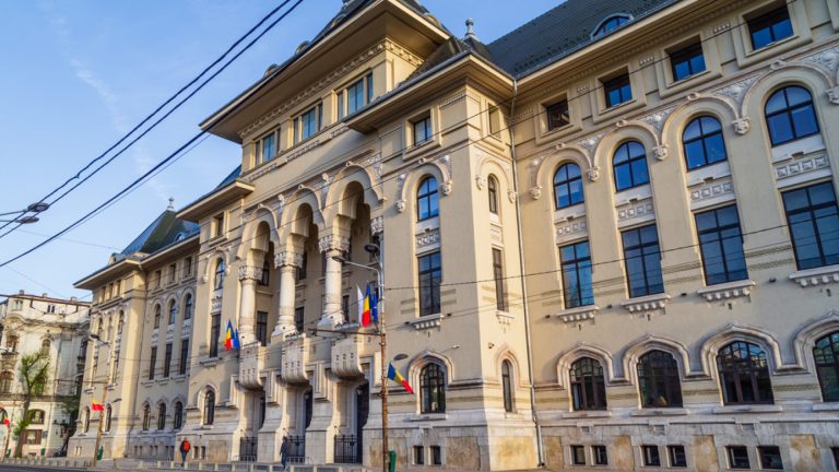 ULTIMA ORĂ: Se anunță o retragere spectaculoasă din cursa pentru Primăria Capitalei