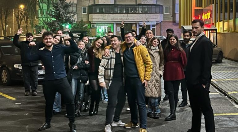 Studenții din Sibiu au vestit  Nașterea lui Iisus prin căminele studențești