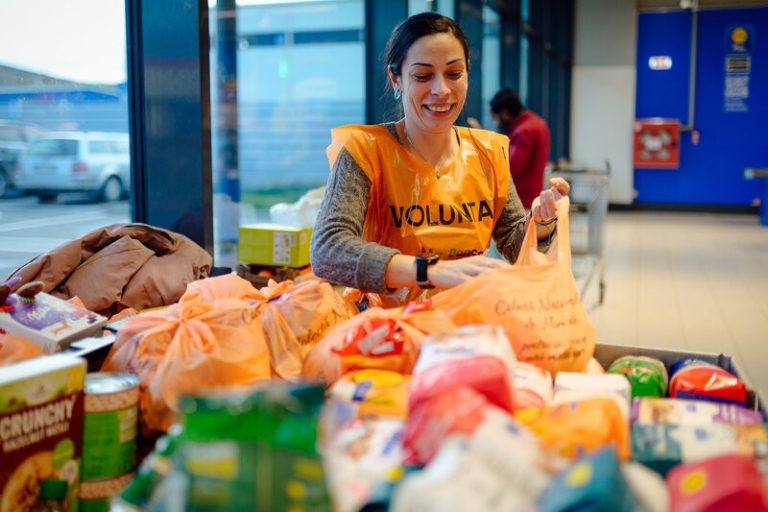 Peste 200 de tone de alimente au fost colectate în județele Cluj, Alba, Sibiu și Bistrița-Năsăud în doar trei zile