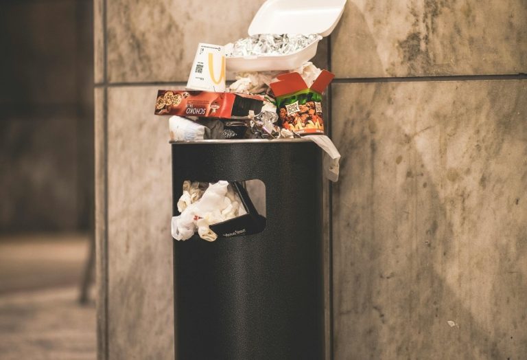 Se majorează taxa pentru gunoi în Săliște, Avrig și Agnita. Iată cât vei plăti de la 1 februarie 2026