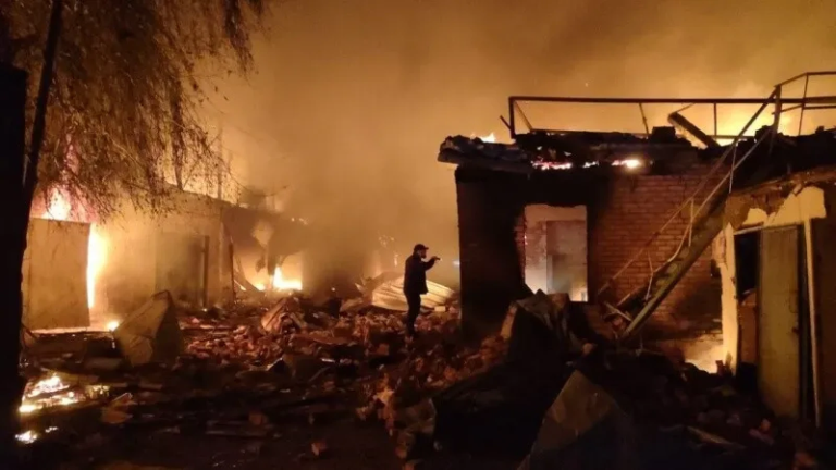 Atac dezlănțuit al rușilor în Harkov. Sunt zeci de răniți