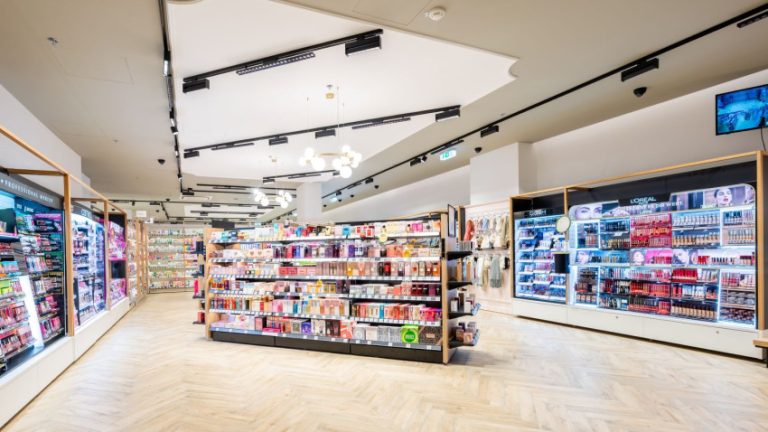 Un gigant al drogheriilor din Austria a ajuns în România. Va deschide 20-25 de magazine pe an