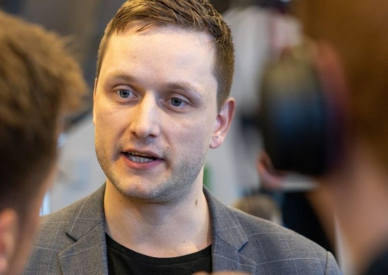 Groenlanda în stare de alertă: premierul avertizează populația asupra unei posibile intervenții militare a SUA