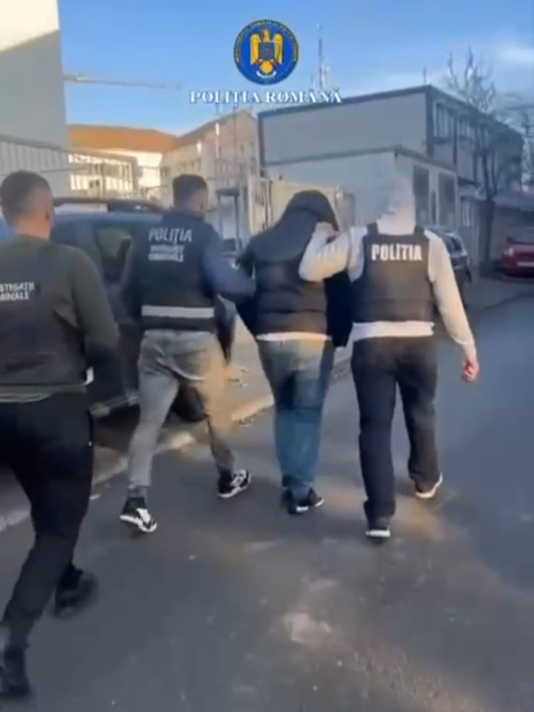 ULTIMA ORĂ/VIDEO: A fost prins autorul unui jaf de 375.000 de euro din Mediaș