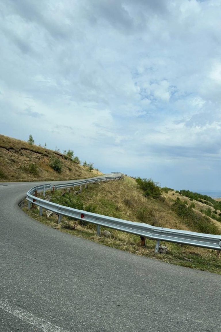 Consiliul Județean Sibiu a alocat 220 de milioane de lei pentru refacerea unui drum strategic din județ