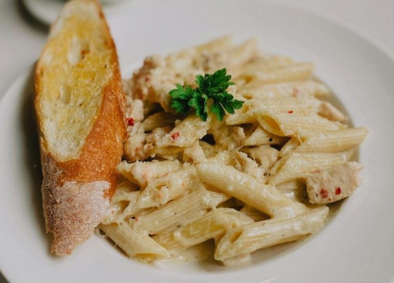 Truc simplu: Iată cum poți mânca pâine și paste, fără să te îngrași