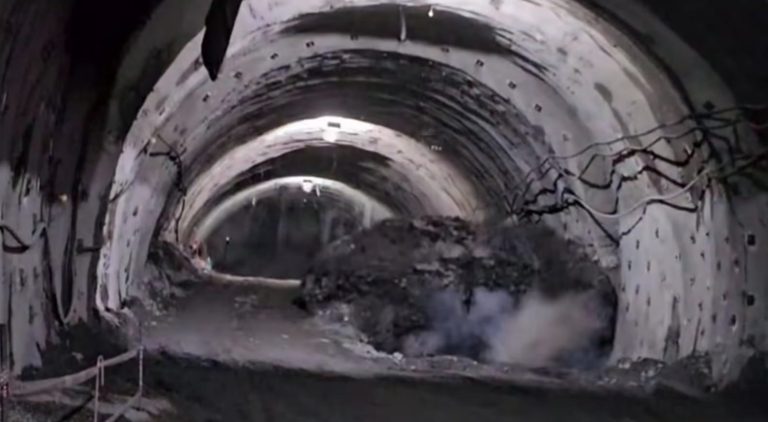 VIDEO – Vești uriașe de pe șantier: încă un tunel în execuție pe Autostrada Sibiu-Pitești