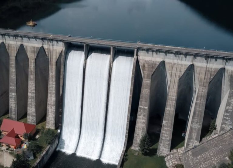 „Apele Române” angajează, în urma unor interviuri publice, director general. Iată ce documente sunt necesare pentru a candida