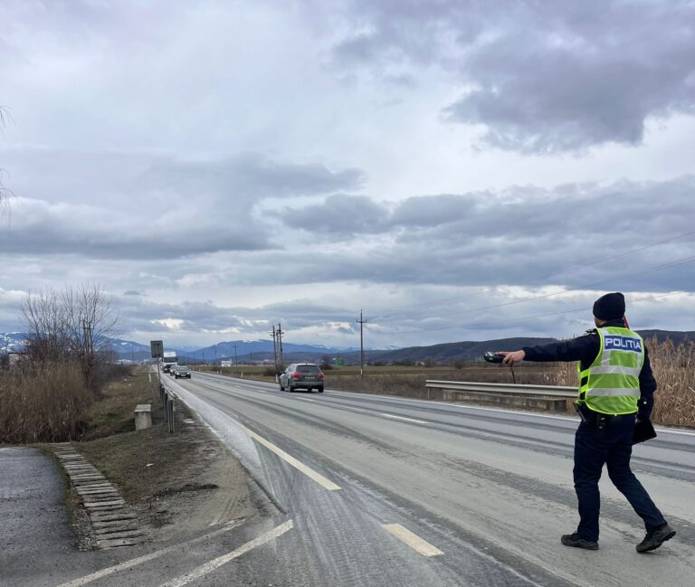 Toți șoferii au fost controlați pe DN 1 în județul Sibiu. Amenzi-record în doar 4 ore