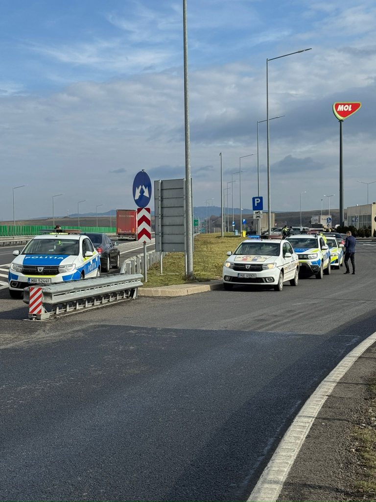 FOTO: Șofer prins cu aproape 200 de kilometri/oră în județul Sibiu. Permisul i-a „zburat” pentru 3 luni