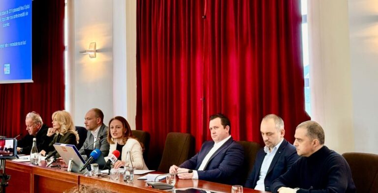 EDITORIAL. Noul Spital Județean. Oameni mici, cu orgolii mari