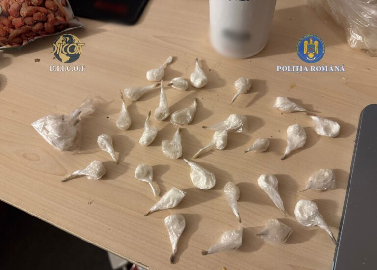 VIDEO/FOTO: Descinderi la traficanții de droguri de mare risc din Sibiu