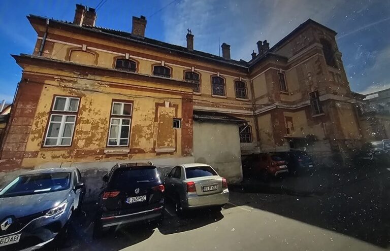 Penitenciarul care a „îmbrăcat” militarii