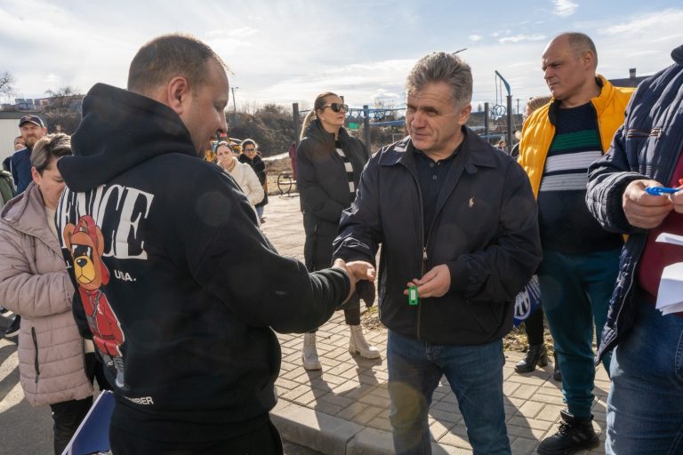 FOTO: Aproape 50 de familii din Mediaș au primit locuințe sociale