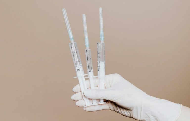 Avertisment pentru utilizatorii Ozempic și Wegovy: un efect advers rar ar putea provoca orbire bruscă