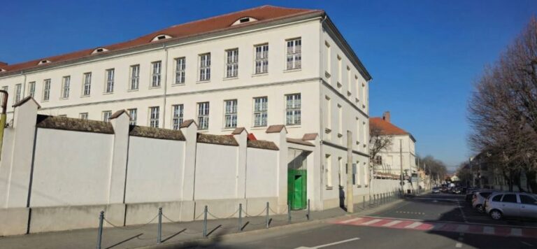 Drept la replică. Școala Româno-Finlandeză (ERI) Sibiu