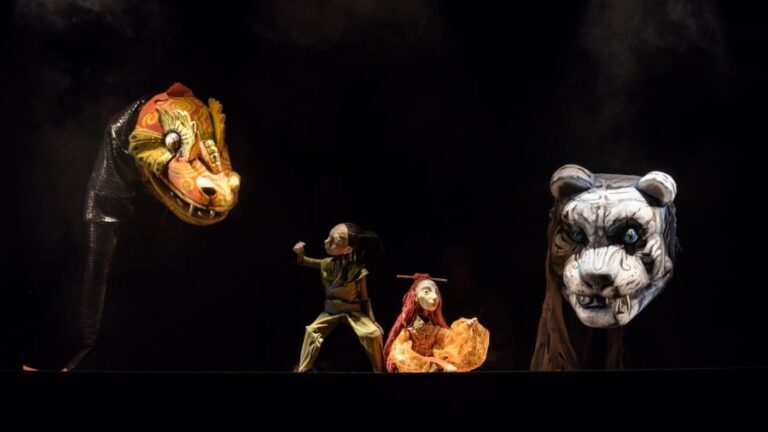 Teatrul GONG. De la schi… la teatru, în vacanță!