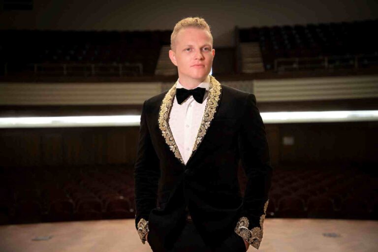 Tenorul Ştefan von Korch vine la Sibiu.